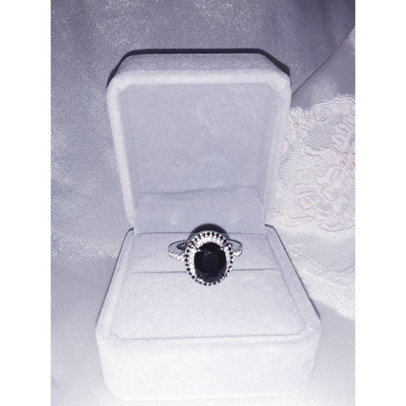 Black Sapphire & Diamond Ring Sz 7 - 925 Silver Cocktail Ring NIB - Picture 5 of 5